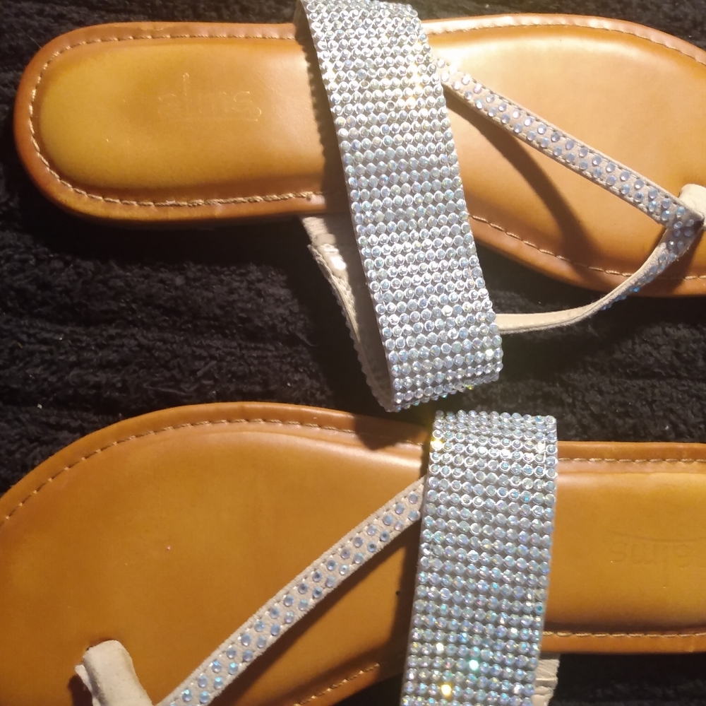 Sandals - Picture 8 of 8